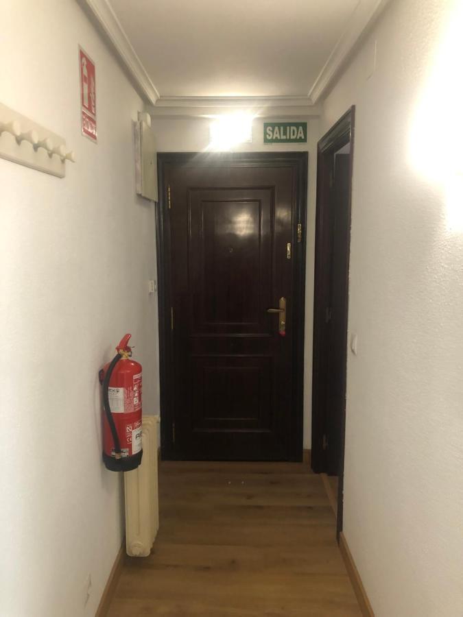 Apartamento Oviedo Proximo Inst Oftalmologico Fdez-Vega Bagian luar foto
